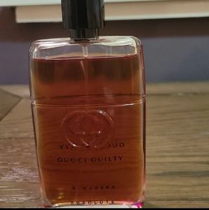Gucci Guilty Abdolute cologne